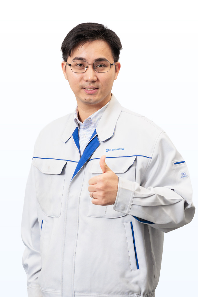 LE MINH NHAT (レ ミン ニャット)